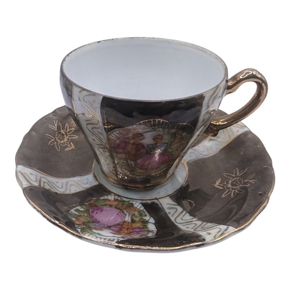 Vintage Japanese Porcelain Demitasse Expresso Cup & Saucer Courting Couple - Picture 8 of 11